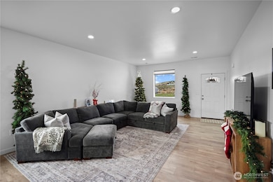 627 3rd Ave NE, Ephrata, WA 98823 - photo 2