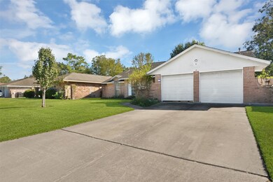 7703 Deadwood Dr, Houston, TX 77040 - photo 2