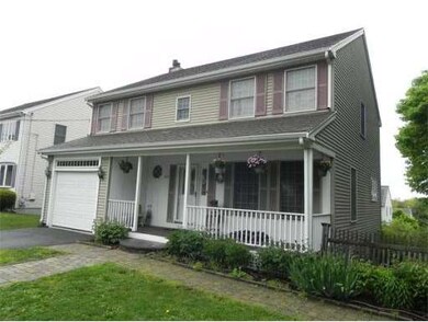 657 Trapelo Rd, Waltham, MA 02452 - photo 2