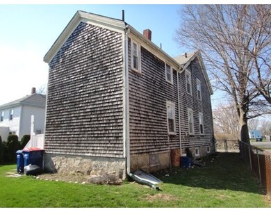 89 Spring St, Fairhaven, MA 02719 - photo 5