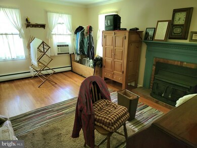 452 Laurel Dr, Hershey, PA 17033 - photo 7