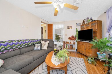 31 Page Rd unit 20, Litchfield, NH 03052 - photo 7