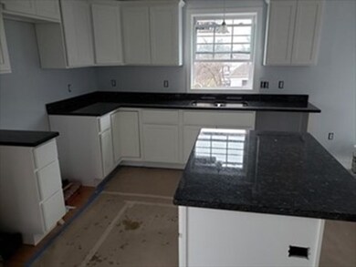 14 Riverview St unit B, Fall River, MA 02724 - photo 4