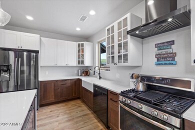 11-Kitchen