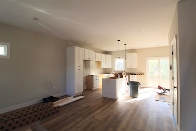 395 Effinger St, Harrisonburg, VA 22802 - photo 2