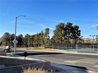 16355 Pebble Beach Dr, Victorville, CA 92395 - photo 4