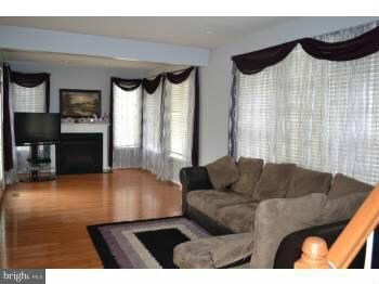 43716 Banshee Heights Terrace, Ashburn, VA 20148 - photo 6