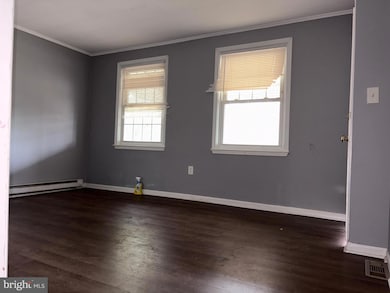 3423 6th St, Brooklyn, MD 21225 - photo 4