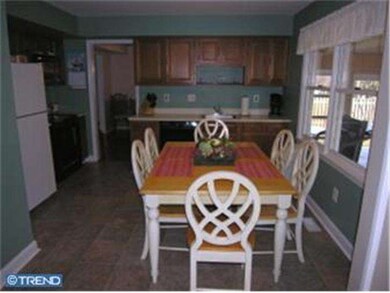 97 Maple Point Dr, Langhorne, PA 19047 - photo 7