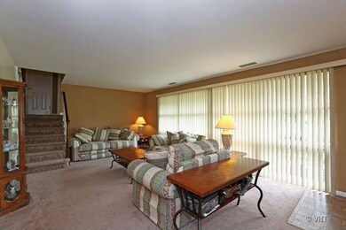 18415 Clyde Rd, Homewood, IL 60430 - photo 2