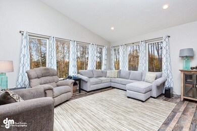 Living Room 20180912-DW-4195-SMALL