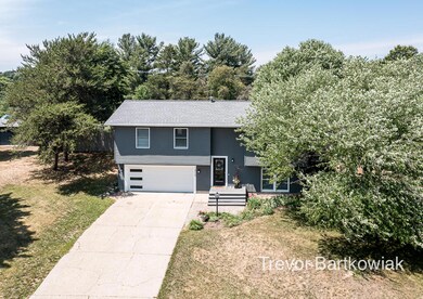 18005MohawkDr02Lores