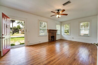 20240618 4759 College St006LARGE