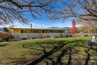 400 Holmstead Rd, Williams, OR 97544 - photo 3