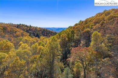 671 Greystone Dr, Blowing Rock, NC 28607 - photo 2