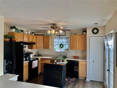 1185 Sunkiss Ct, Franklin, IN 46131 - photo 5