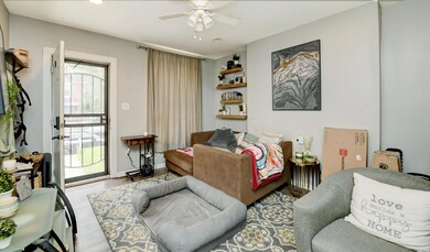 Living Room (2)