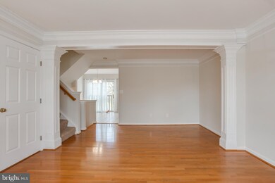 8621 Walcott Ct, Manassas, VA 20111 - photo 3