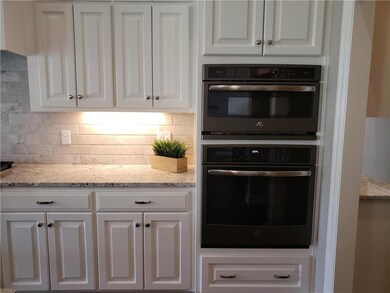 25897 W 96th St, Lenexa, KS 66227 - photo 5