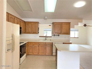 HONDO KITCHEN 2