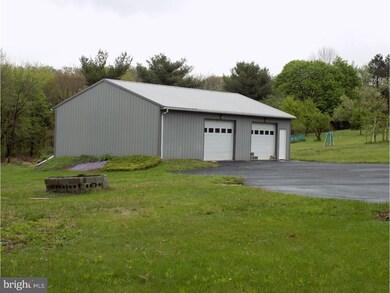 8499 Orchard Rd, Zionsville, PA 18092 - photo 7