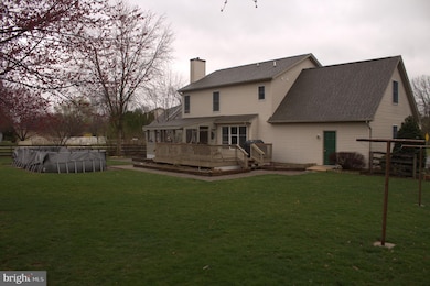 774 Franklin Square Dr, Chambersburg, PA 17201 - photo 3