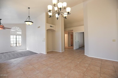 1532 W Wagner Dr-7