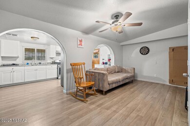 5449 S Pinta Ave, Tucson, AZ 85706 - photo 4