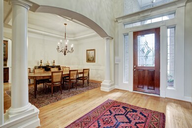 8701 Lanell Ln, Houston, TX 77055 - photo 6