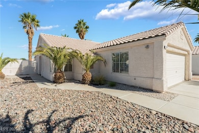 7228 Single Pine Dr, Las Vegas, NV 89128 - photo 3