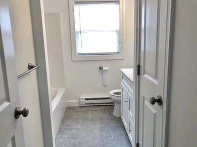 12 1/2 Maple unit 5, Taunton, MA 02780 - photo 5