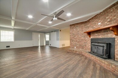 11-4112 Windsor Spring Rd (11 of 31)