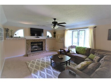 451 Maple Ave, Sheffield Lake, OH 44054 - photo 3