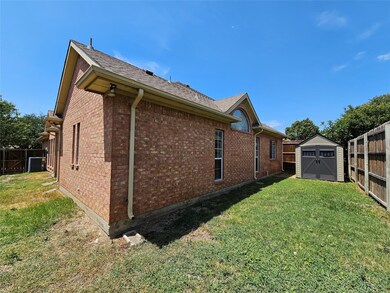 2544 Cattail Ln, Carrollton, TX 75006 - photo 4