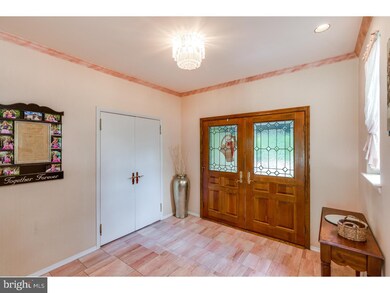 819 Marlowe Rd, Cherry Hill, NJ 08003 - photo 4