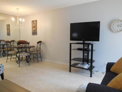 295 Camden M, West Palm Beach, FL 33417 - photo 3