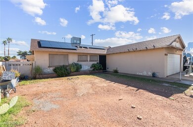 2105 El Greco St, Las Vegas, NV 89102 - photo 5