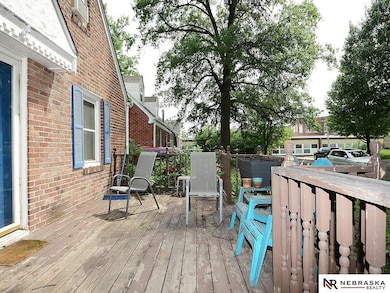 928 Clark St, Lincoln, NE 68510 - photo 3
