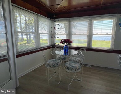 17767 River Shore Dr, Tall Timbers, MD 20690 - photo 6