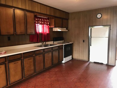 0671D0D3-B9DA-48CA-9774-947E650F9973