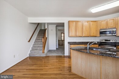 23143 Arora Hills Dr, Clarksburg, MD 20871 - photo 4