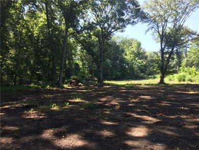 181 Poppasquash Rd, Bristol, RI 02809 - photo 2