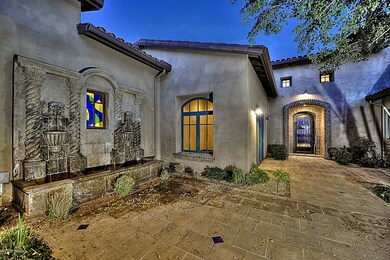 Courtyard_Entry_Fountains
