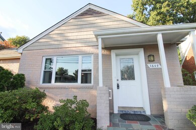 1607 Forest Glen Rd, Silver Spring, MD 20910 - photo 3