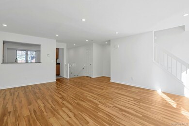 3803 Victoria Dr, Mount Kisco, NY 10549 - photo 6