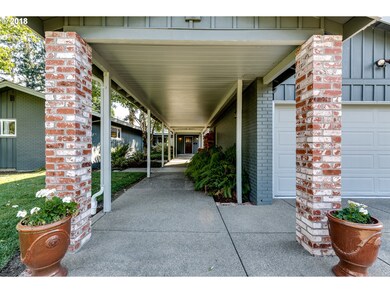 2881 Tomahawk Ln, Eugene, OR 97401 - photo 2