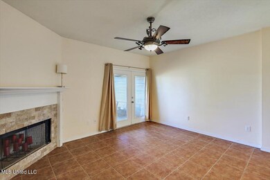 06-817 Planters Point Dr