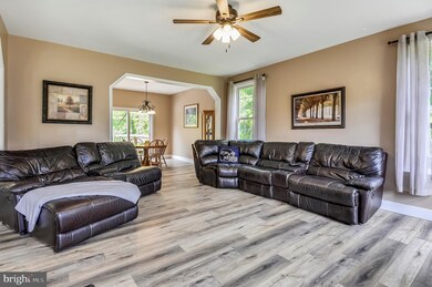 5300 Sheridan Point Rd, Prince Frederick, MD 20678 - photo 6