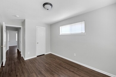 5718 Pickfair St unit 3, Houston, TX 77026 - photo 7