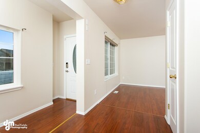 Entryway 4451-FULL